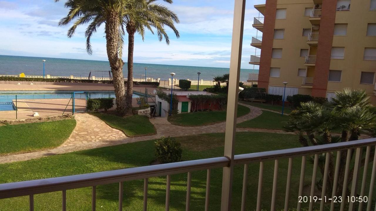 Apartamento primera línea de mar Dénia Exterior foto